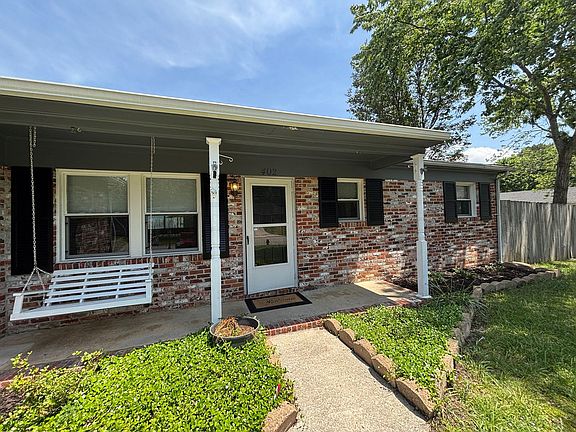 2nd image of 402 Aspen Dr