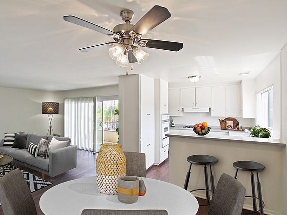 4th image of 4419 Fulton Ave #9324567
