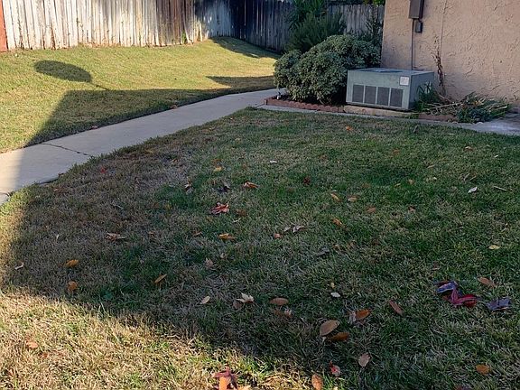 3rd image of 3356 Columbia Dr