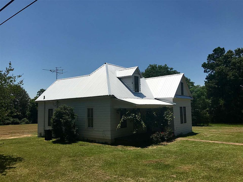 2nd image of 2204 Lower Port Caddo Rd