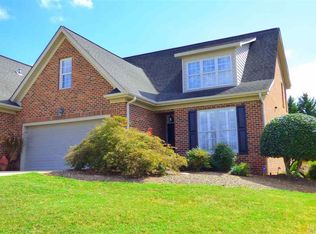 4394 1st Street Dr NW, Hickory, NC 28601