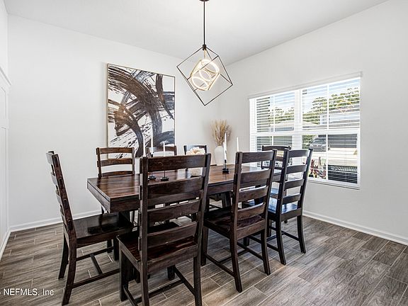 2nd image of 2928 FIRETHORN Avenue