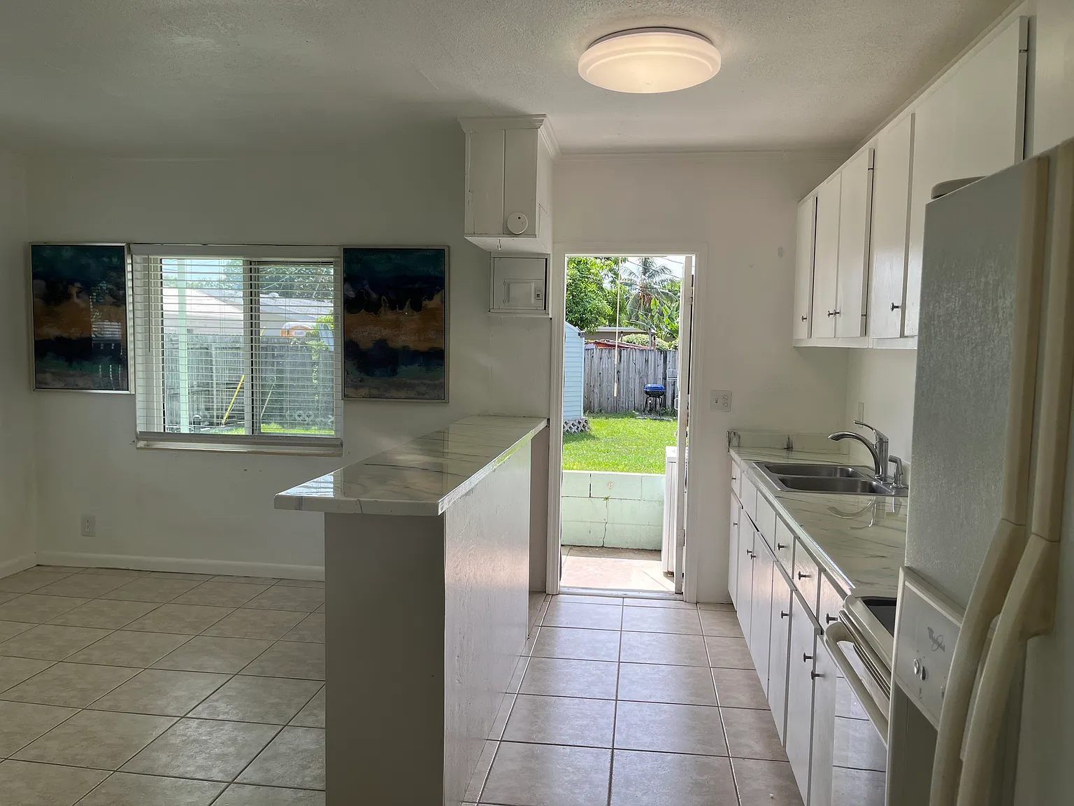1 bed, 550 sqft, $1,300 — Photo 3