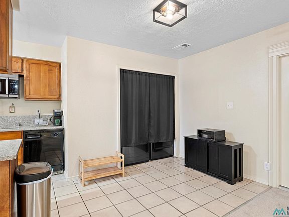 4th image of 695 Polaris Blvd SE