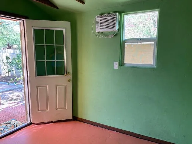 E Blacklidge Dr — Photo 29