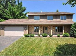 6914 Autumn Ter, Eden Prairie, MN 55346