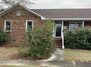 1102 N 8th St, Wilmington, NC 28401