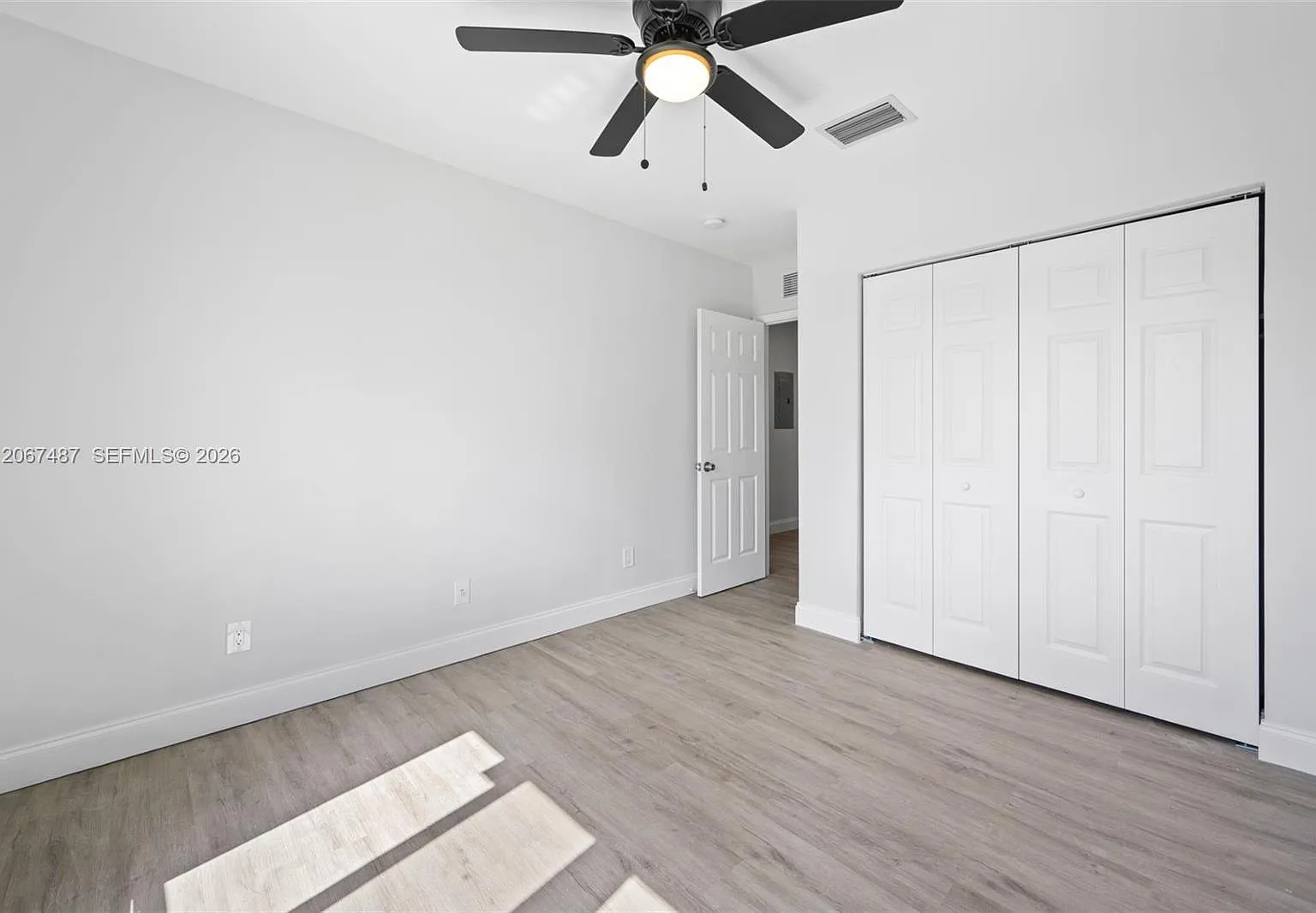 2 bed, 1150 sqft, $2,500 — Photo 3