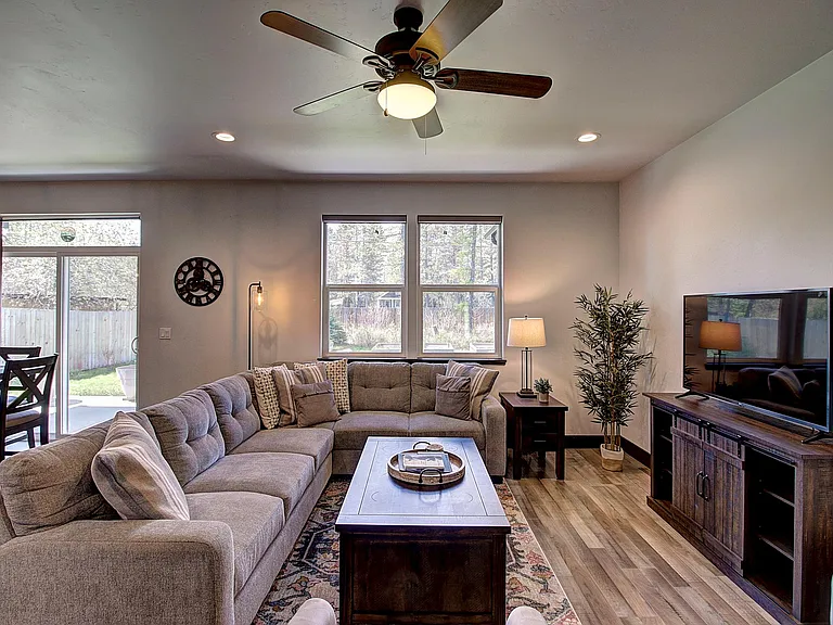 108 Antelope Trl — Photo 2