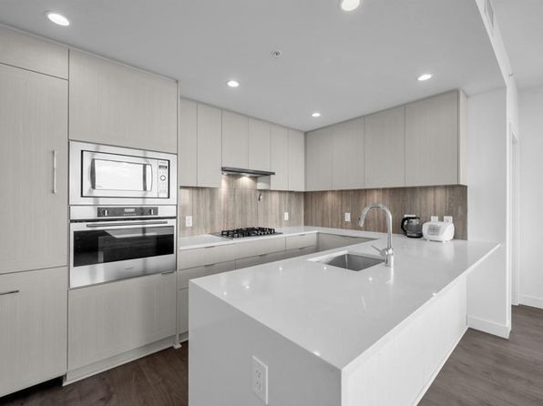 3 bedroom rental in Burnaby — photo 8