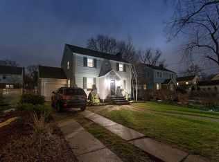 755 Hartwell St, Teaneck, NJ 07666