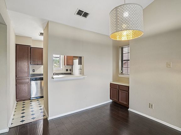 5th image of 4212 Medical Dr APT 212
