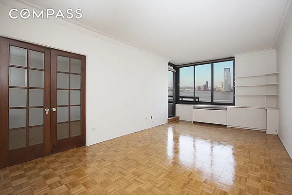 Rented by Compass | media 7