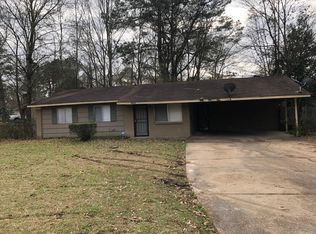 1705 Woodburn St, Jackson, MS 39212