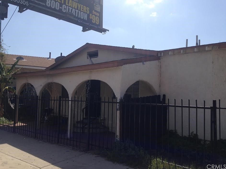 1st image of 680 Cypress Ave