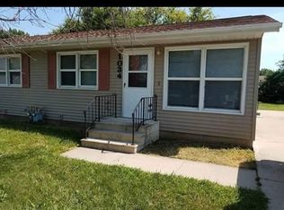 1034 Langley Rd, Waterloo, IA 50702