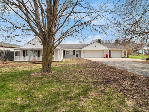 274 S Division St, Hesperia, MI 49421