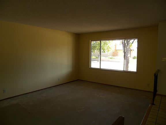 2nd image of 1545 Calle De Stuarda