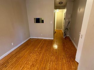 237 W 18th St #22R, New York, NY 10011