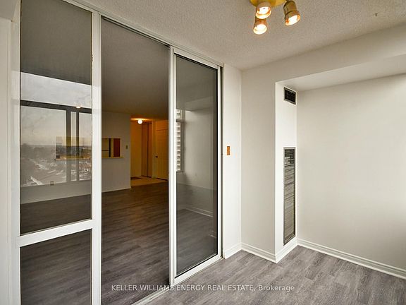 3rd image of 88 Alton Towers Cir #708
