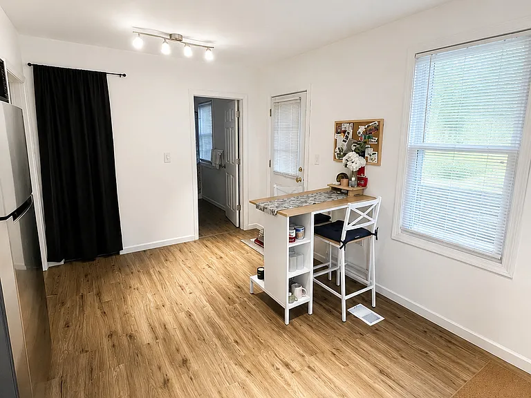 15 Lincoln Pl #1 — Photo 3