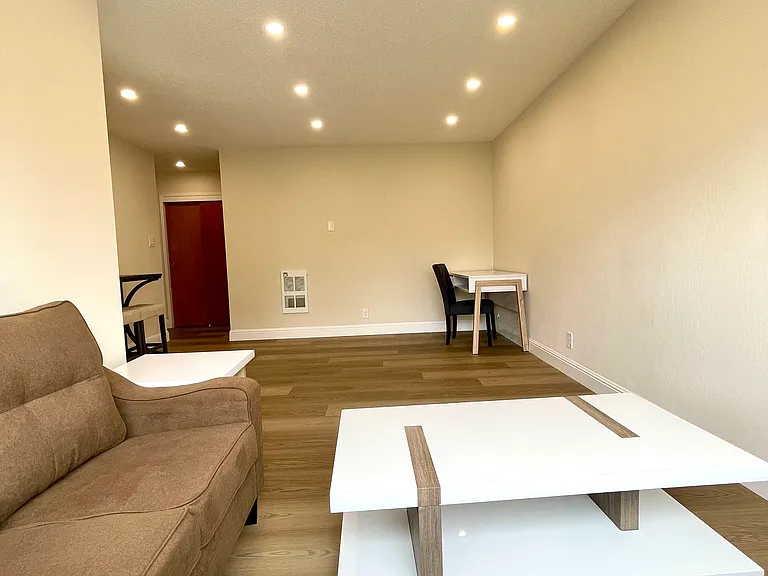 266 21st Ave #104 — Photo 5