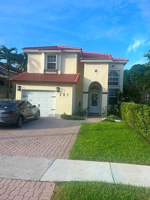 1st image of 387 NW 107th Ave