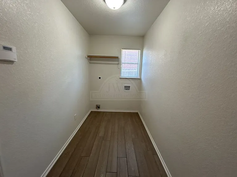 10105 Diana Dr — Photo 20