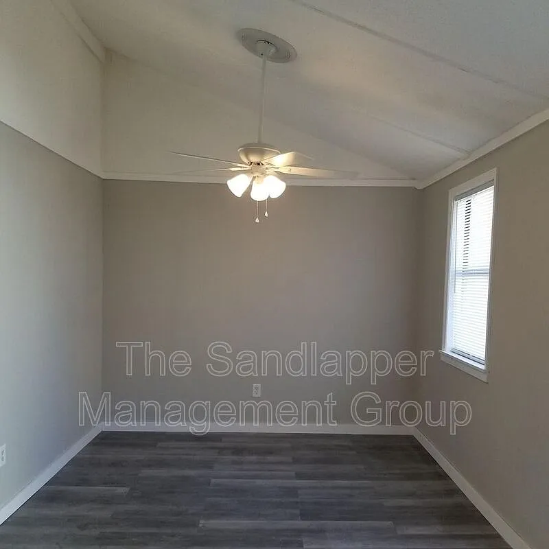 1 bed, 1.0 bath, 550 sqft, $1,115 — Photo 3