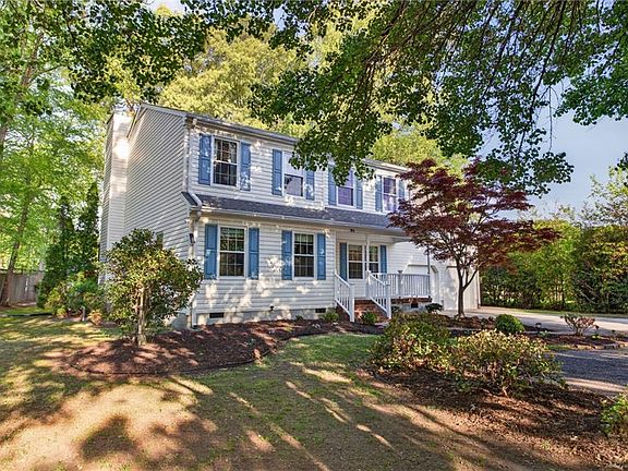 2nd image of 19 Harris Creek Rd #A