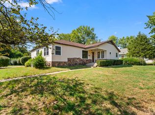1600 N Main St, Cassville, MO 65625