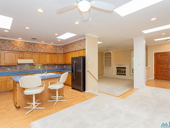 4th image of 2716 N Pennsylvania Ave APT 44