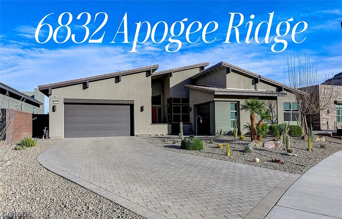 3 bed, 2.5 bath, 3169 sqft, $7,995 — Photo 2