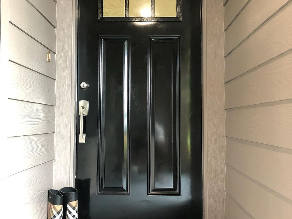 1st image of 9751 Clairmont Dr