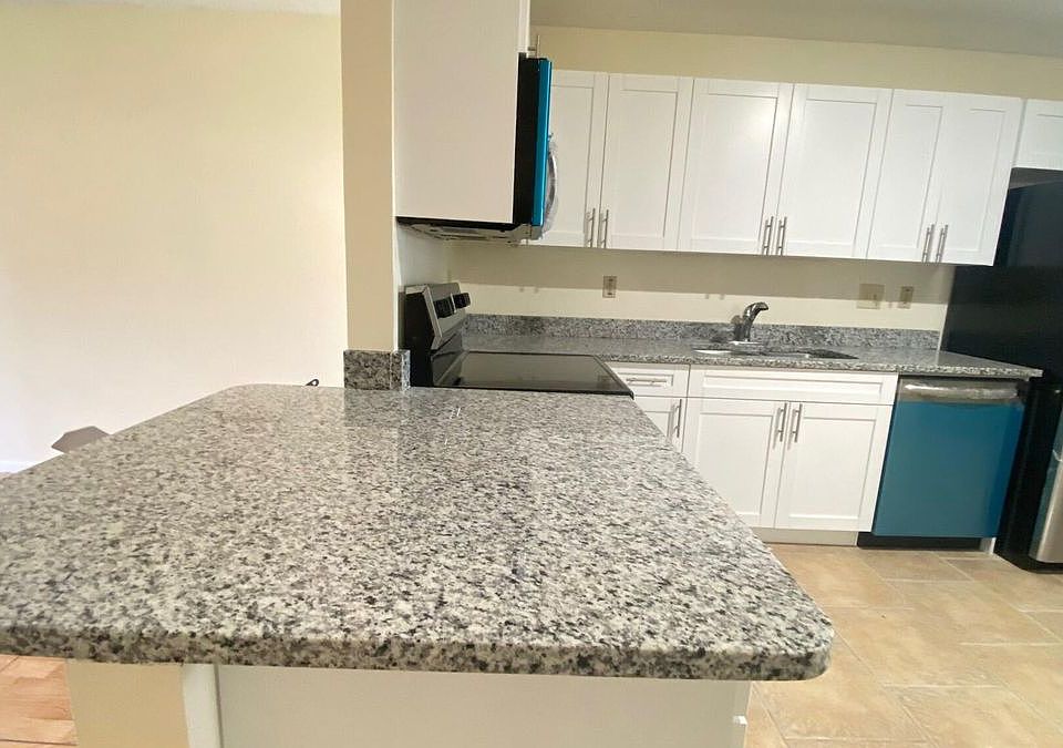 1st image of 5935 Forest Hill Blvd APT 8