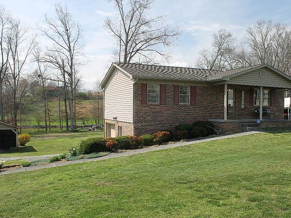 3rd image of 1021 Nease Dr