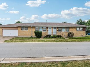 624 Prairie Ave, Downers Grove, IL 60515