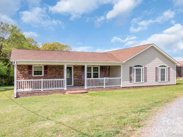 1317 Potter Rd, Lancaster, SC 29720