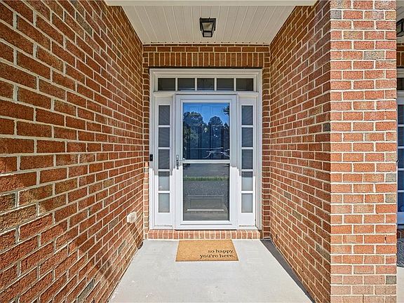 2nd image of 225 Citizens Ln