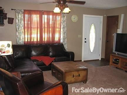 4th image of 12145 Sycamore Dr