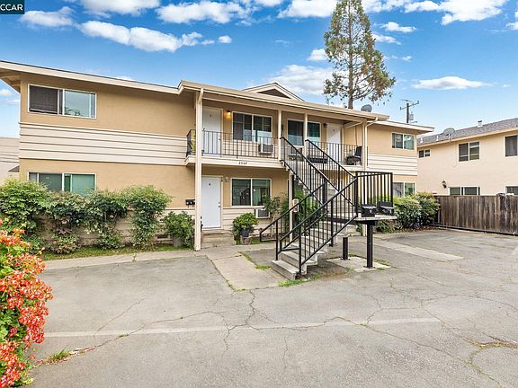 4th image of 2548 Camara Cir