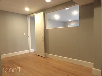 Rented by Rennit Inc.