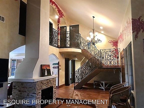 2nd image of 1462 N Gracia St