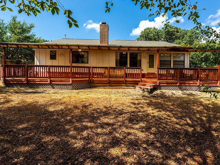 1006 Silbury Dr — Photo 17
