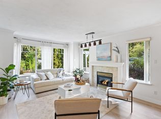 869 Seymour Blvd, North Vancouver, BC V7J 2J7