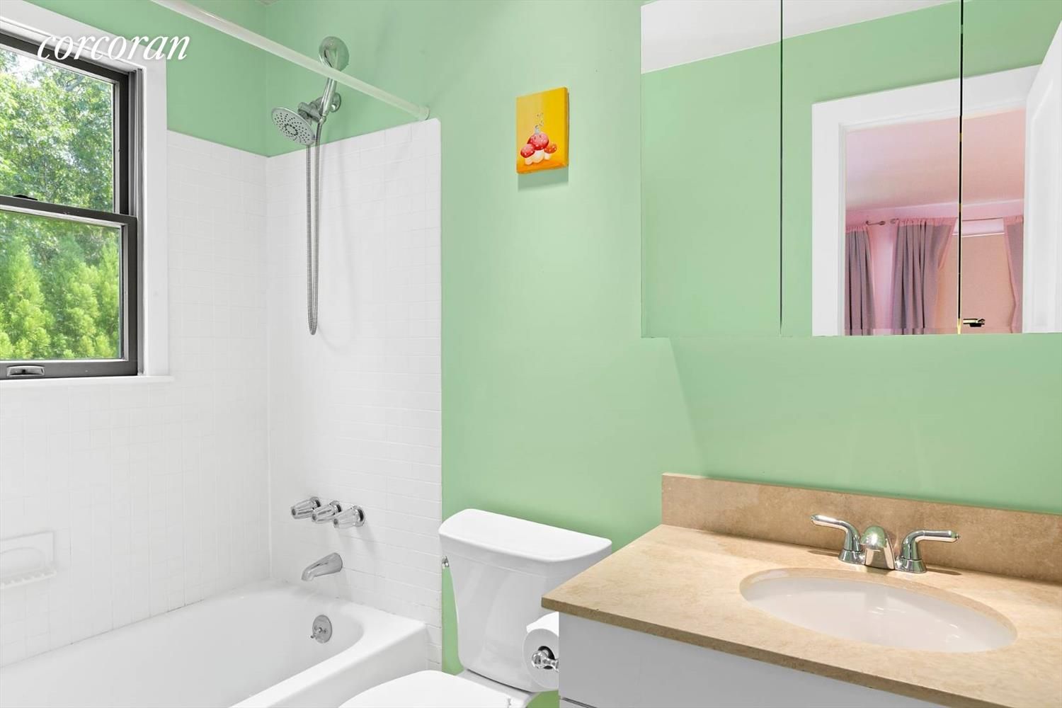  Children's bathroom with extra hand shower