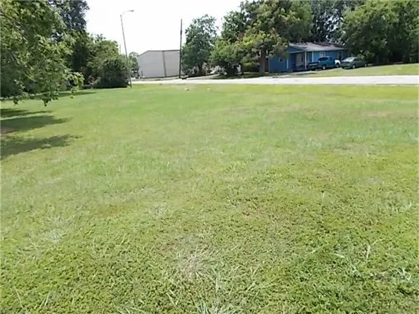0 N 1st Ave, La Porte, TX 77571