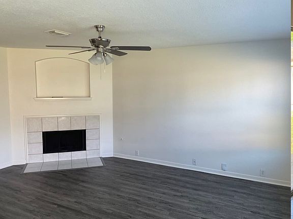 4th image of 3706 Iredell Dr