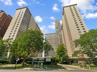 3950 N Lake Shore Dr APT 1303, Chicago, IL 60613