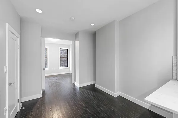 Rented by Tourma Realty LLC | media 36